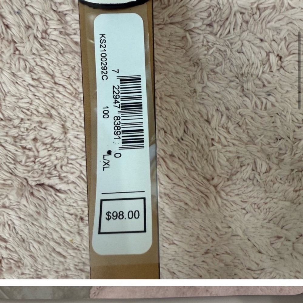 Kate Spade Stylish White Belt Bag with Bow Accent - Picture 3 of 4